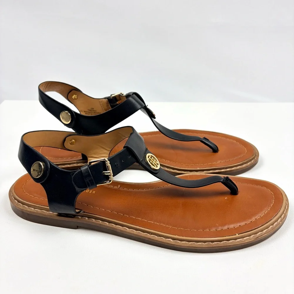 Tommy Hilfiger Black Leather Thong Sandals Gold Logo Size 10M - Picture 2 of 8
